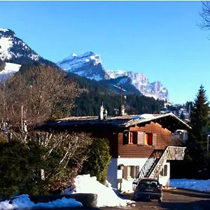 Dans Appartement Les Carroz d'Arâches